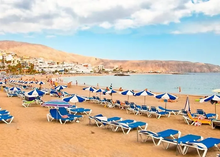 Cristianos Vicino Costa Ch94 アパート